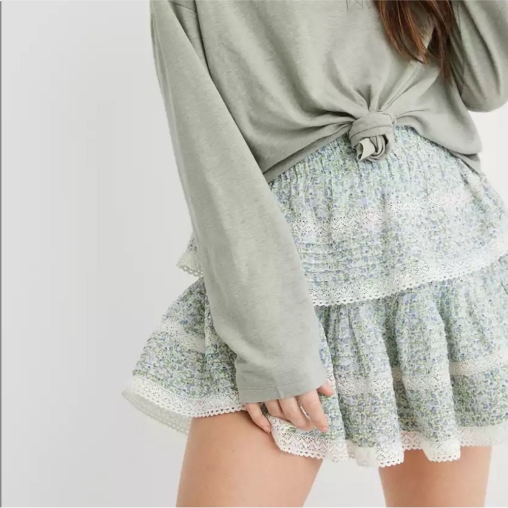 Aerie Floral Rock n Ruffle Mini Skirt in Green and White